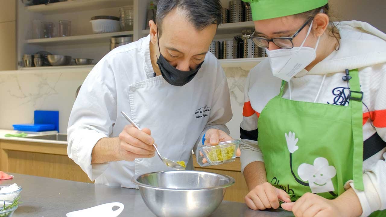 Tartar de tomate y ventresca de atún y maruca