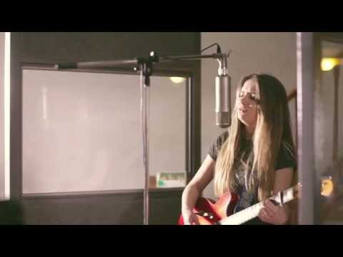 Hannah Robinson - Curious (Live at Fish Factory)