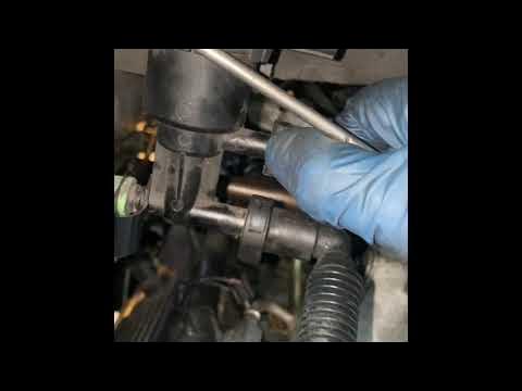 Ford F-150 -4.6l Purge Valve Location &replacement - YouTube