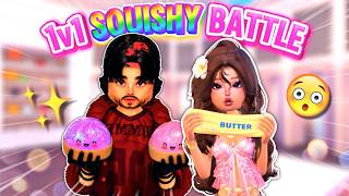 WE HAD A SQUISHY BATTLE 1v1⚔️  in Dress to Impress (Roblox)