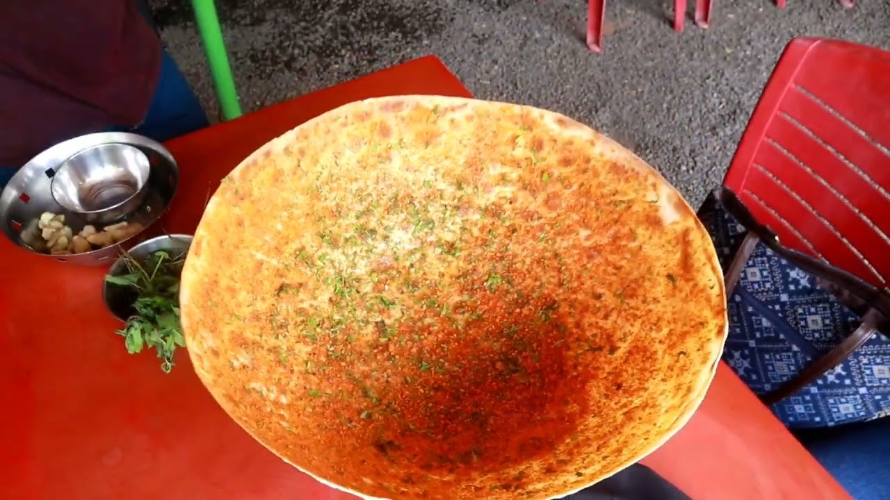 Popular RUMALI KHAKHRA of Nashik | Biggest Khakhra | Indian Street Food