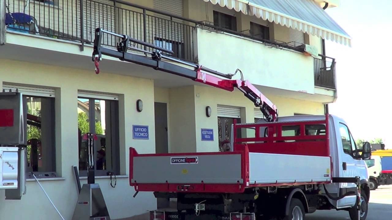 Iveco daily 2 assi cassone ribaltabile con gru fassi youtube