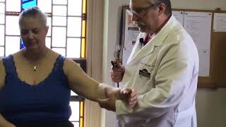 Using a stethoscope as a reflex hammer