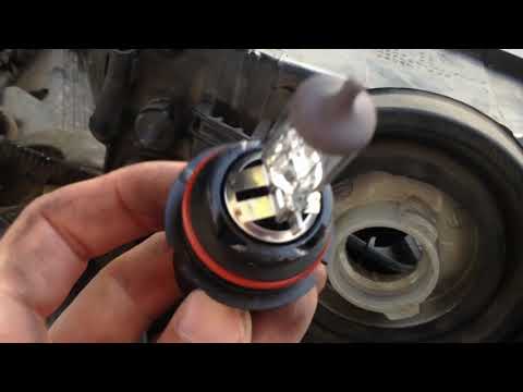 Replacing Car Headlights & Bulbs (Mustang GT 1999, 2000, 2001, 2002, 2003, 2004)