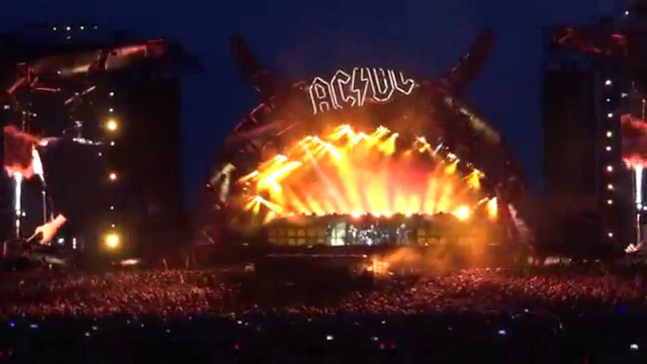 AC/DC - High Voltage (Live @ Hockenheim 15 ) - YouTube