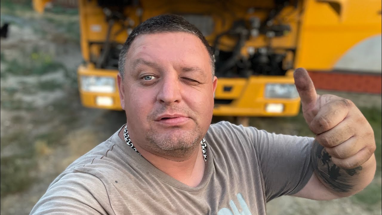 Камаз 4308. Ставлю противотуманки на Камазик#работанакамазе # ...