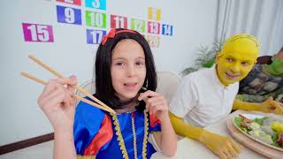 Download Lagu Five Kids Tasting food from cartoons MP3 Download Lagu Five Kids Tasting food from cartoons MP3
