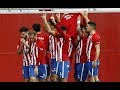 En Sevilla. Gol de Sporting de Gijón y homenaje a &quot;El Brujo&quot; Quini