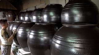 Process of Making Korean Traditional Jar. Korean Artisan With 50 Years of Experience.