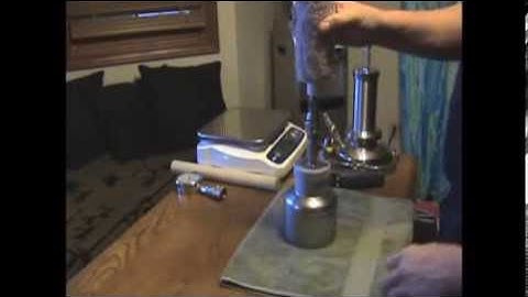 Tamisium Butane Oil Extractor Basic Series Video 1 Loading with Butane