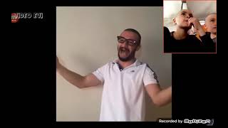 Emir Mert Akgün Yılmaz'ın videolarını izliyor 1