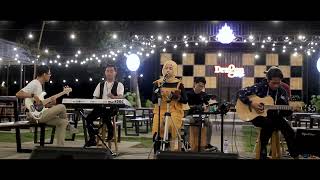 [Live Cover] Ngenes Tanpo Riko James AP Cover by Suci Tacik x Benteng Band