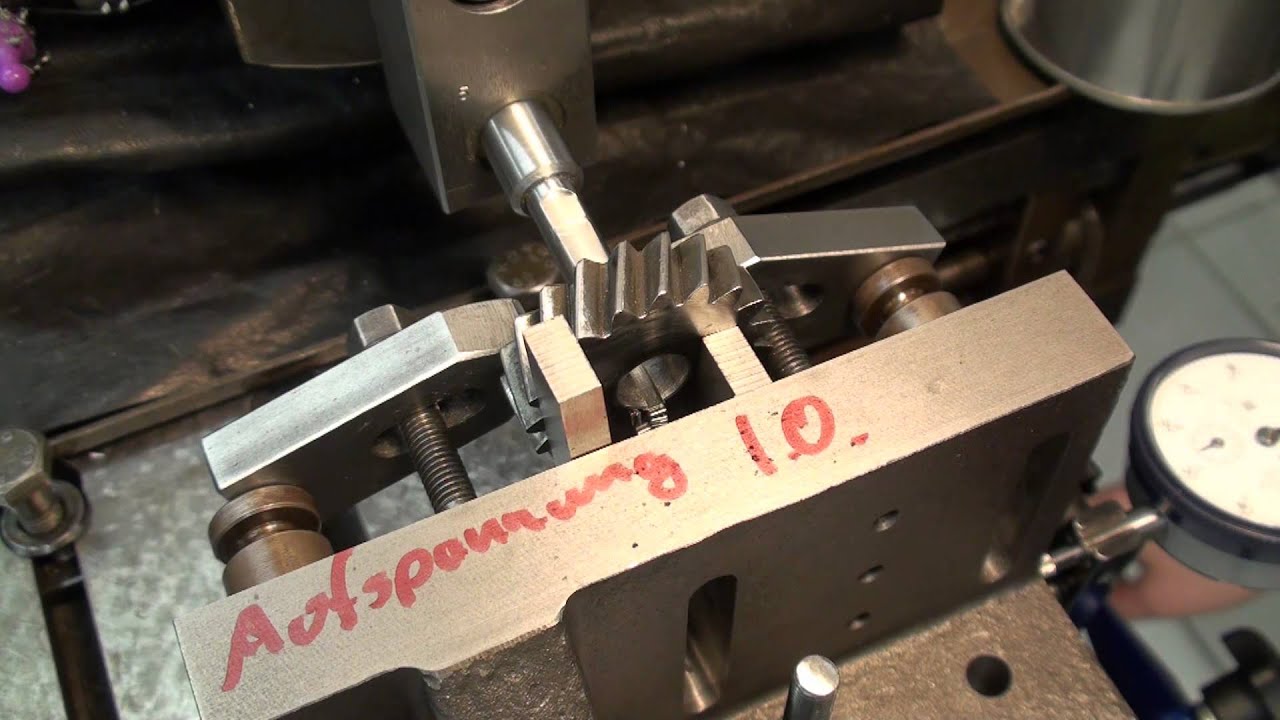 Machining a keyway with the shaper 