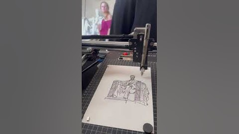 UUNA TEK 2.0 Pen Plotter Wows Visitors at the Lincoln Memorial