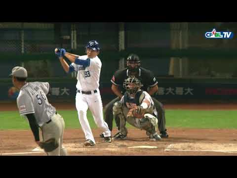 08/16 兄弟 vs 富邦 一局下，岳東華精彩守備！漂亮接住陳品捷的強勁滾地球，傳一壘完成刺殺