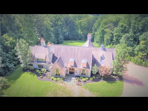 5930 Moorhouse Dr, Wadsworth, OH home video tour