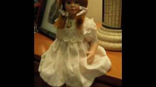 Selling Collectors Porcelain Dolls