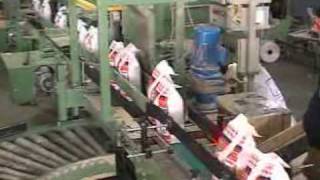Animal feed in plastic bags automatic bagging