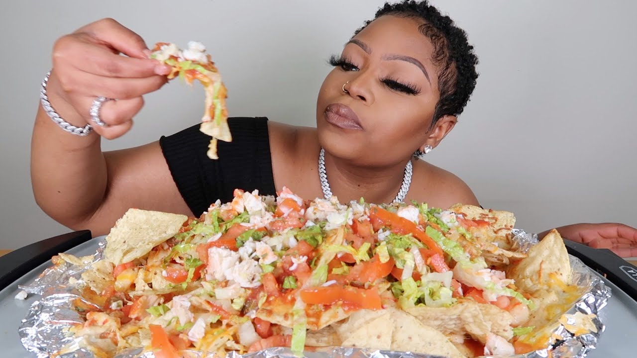 НАЧОС С ФАРШИРОВАННЫМИ КРЕВЕТКАМИ И КОРОЛЕВСКИМ КРАБОМ!!!