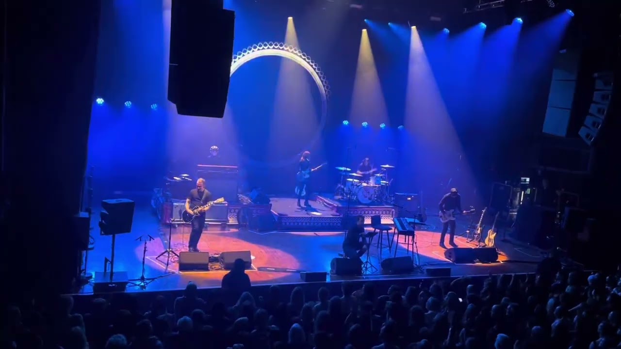 Benjamin Biolay « Los Angeles » @ Le Bikini (Toulouse live 2024)