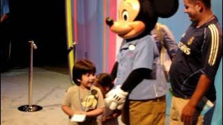 Talk with Mickey sings and dances the hotdog dance at D23 Expo