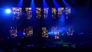 Nine Inch Nails - With Teeth (Español Subs) Live HD