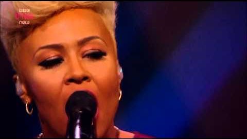 Emeli Sandé - My Kind of Love (Live MOBO Awards 2012)
