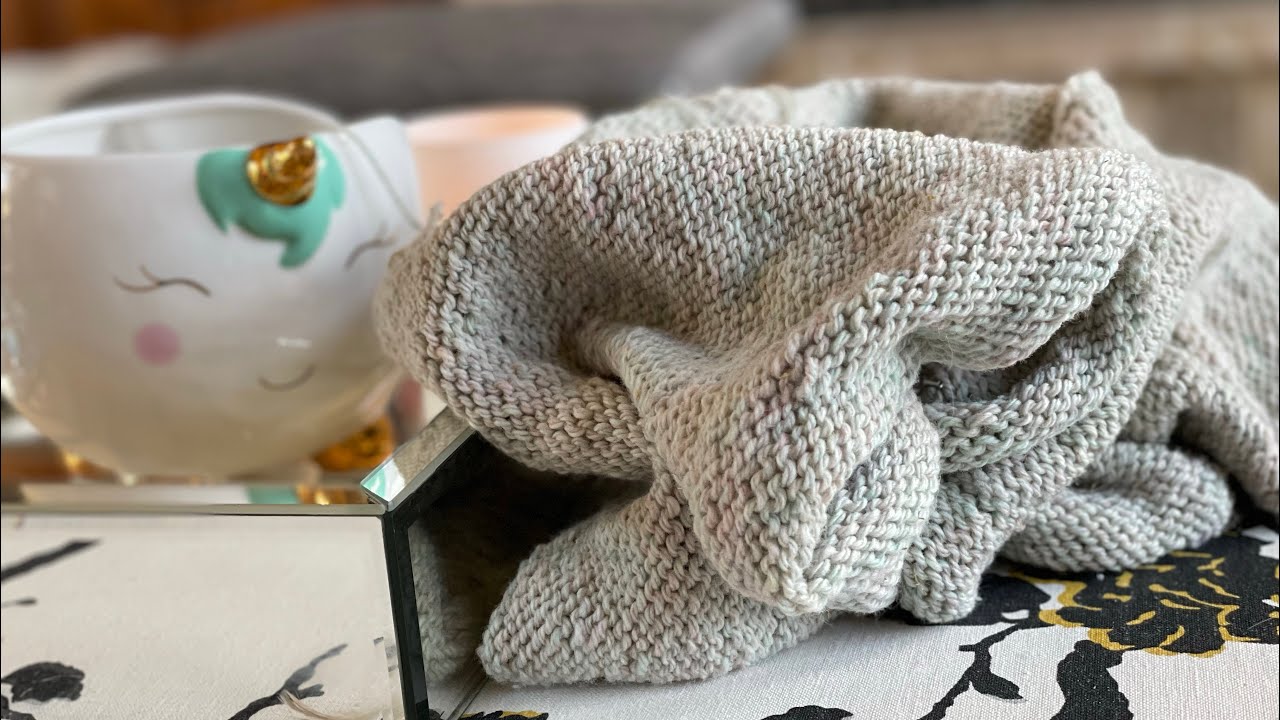 Another Knitting Pod/Bonus Mini-Episode: The Weekender Update!