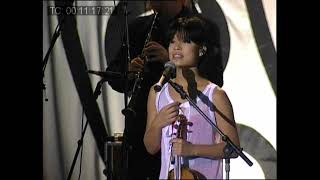 Vanessa-Mae: &quot;Pachelbel&#39;s Canon - Cantus Hominibus&quot;, Live at the Red Cross 50th Anniversary, 1999