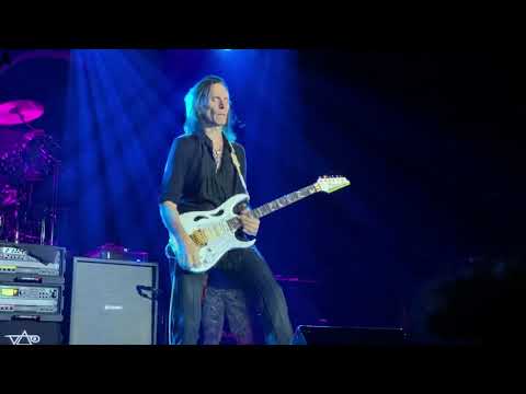 namm-2020:-steve-vai-ibanez-pia-concert---clip-24