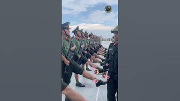 Ý chị tập trung cao độ từng chiến sĩ trên thao trường #respect #congannhandan #short #shortvideo