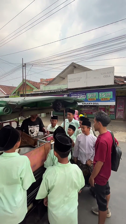 TRAKTIR BOCIL MADIN LORAM KULON