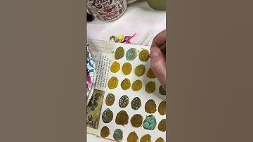 Continuing my morning mark making in a small art journal for 10 min #artjournal #creativejournaling