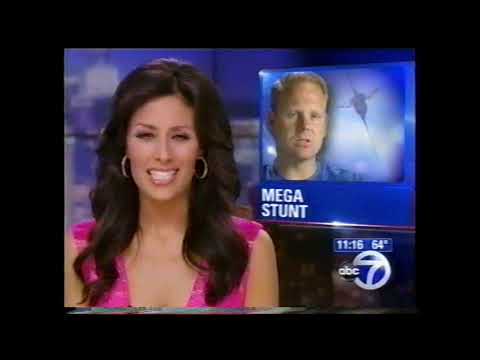 WABC- NY EYEWITNESS NEWS-6/15/12-Liz Cho, Joe Torres