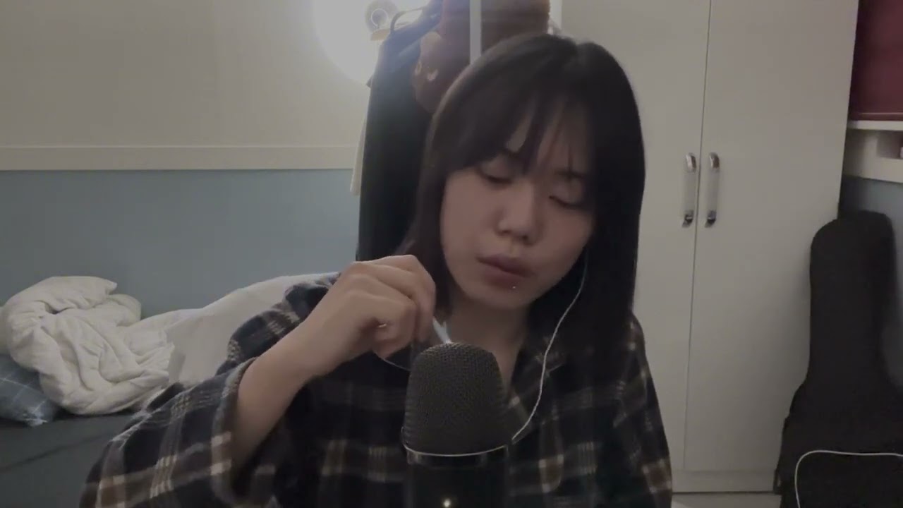 [asmr] 브러쉬로 귀 쓸어주기 바람 불어주기 후우우우우 이어블로잉 /Ear blowing, Brushing asmr