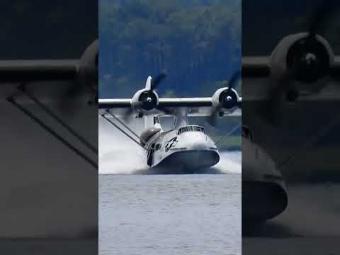 Wonderful Catalina take-off from lake