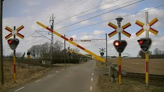 Spoorwegovergang Kvidinge (S) // Railroad crossing // Järnvägsövergång