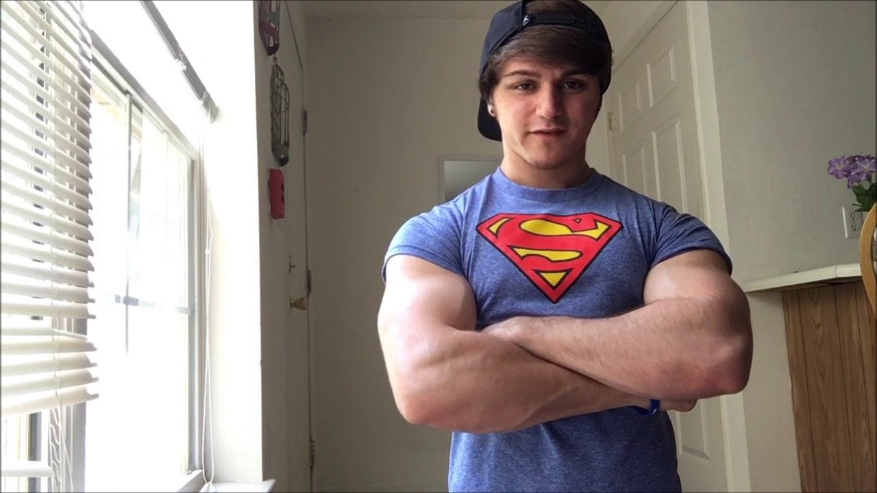 Cocky Superman Jamie Flexing His Huge Hot Musc