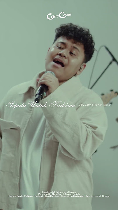 Penasaran nonton Njan (@RizwanFadilah) bawain 'Sepatu untuk Kakimu'? Cek channel @gerygany, yuk!