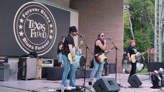 Texas Flood - Shape I'm In (featuring Wes Jeans)