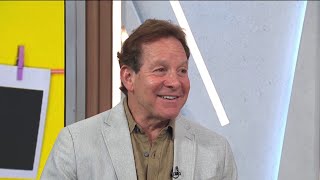 Steve Guttenberg takes ‘Time To Thank’ | New York Live TV