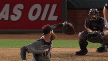 ARI@PHI: Bradley fans Kendrick to strand two in 7th