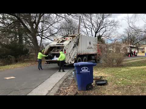Garden State Removal Co Ex Waste Drw City Volvo Wxll Leach 2rll