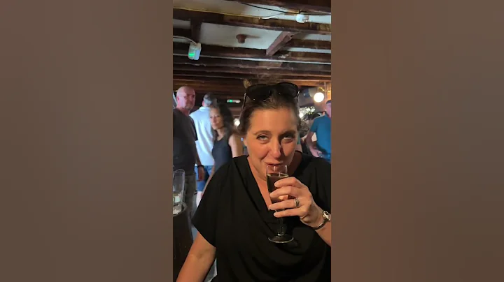 Best London Pub to Visit in a Heatwave | Dickens Inn | St Katharine Docks