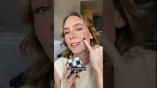 Em Cosmetics Portrait Mode Setting Powder (full review in caption)
Em Cosmetics launched their Portrait Mode Setting Powder in one translucent shade for $38. Its blurring, mattifying, controls shine for several hours, and has the most gorgeous packaging I’ve seen in recent memory. #ad
I was one of the lucky few to test this powder weeks before it launched and it’s become a staple in my routine. Here’s my favorite way to use it: after I apply my foundation, concealer, and cream bronzer, then I go in with Portrait Mode to set my skin and prep it for powder blush and highlighter. This ensures my face has an even, smooth base and the powders won’t apply patchy or uneven.
Website description:
“Experience a sheer refining powder with the blurring and mattifying strength of a loose powder. Our plant powered formula blends conditioning emollients like Squalane & Vitamin E with pore blurring Silica Powder & oil absorbing Corn Starch for a perfectly balanced texture and finish, for instant and lasting perfection.”
What I like about this powder (aside from the GORGEOUS packaging!!) is that it blurs and mattifies skin without clinging to dry spots or texture. On my combination skin that gets very oily when I wear makeup, this controls shine for about three hours, which is pretty exceptional for a pressed powder. And after those three hours I only get a tiny bit shiny in my T-zone.
My favorite quality is the blurring effect. While most powders will provide some level of blurring, this has silica to create an airbrushed effect that I absolutely love. You can see in the footage just how much it smoothed my skin texture.
I also really like the thin powder puff that comes with it, it works very well with the formula.
Another great launch from the brand and I’m very thankful they thought of me to test the product early!
To get 15% off Em Cosmetics, you can use my affiliate code “EM_STATEOFKAIT.”
Link: https://rstyle.me/+4P5sQqqhFhTDpcFUJyPynw Em Cosmetics Portrait Mode Setting Powder (full review in caption)
