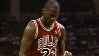 MICHAEL JORDAN: 45 pts vs Utah Jazz (1986.12.03)