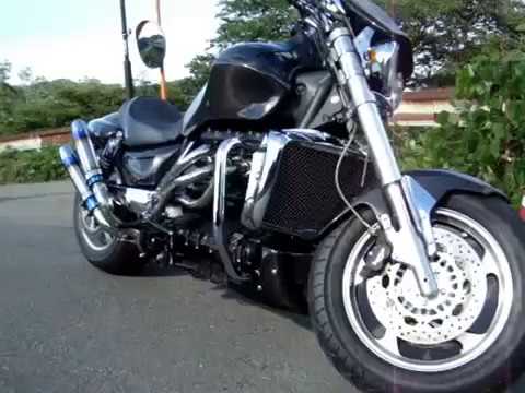 TRIUMPH　トライアンフ　Rocket３　ワンオフマフラー