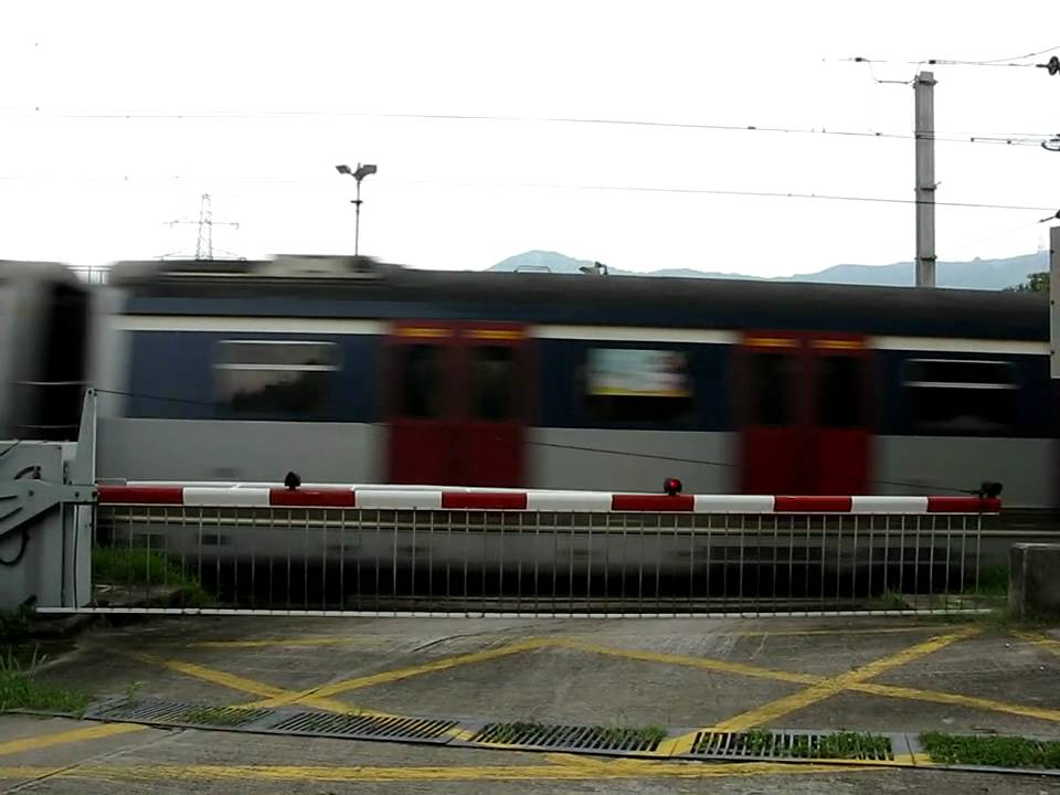 Mtr 港鐵東鐵線通過平交道 Youtube Mtr 港鐵東鐵線通過平交道 Youtube