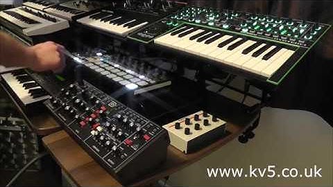 Behringer Model D 5 Short Demos Roland Promars Arturia Microbrute Beatstep Pro Volca Sample Moog D