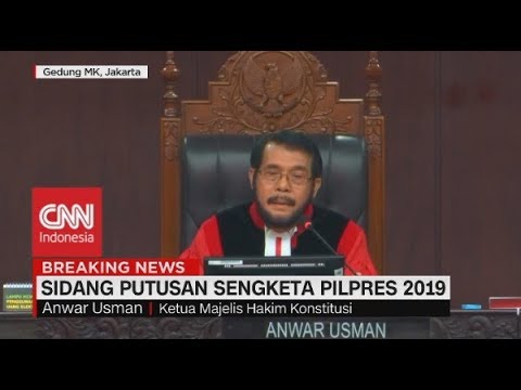 Buka Sidang Putusan, Ketua MK: Kami Hanya Takut Pada Allah